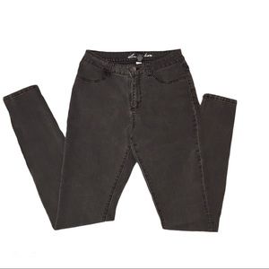 London Jean High Rise Jeans!